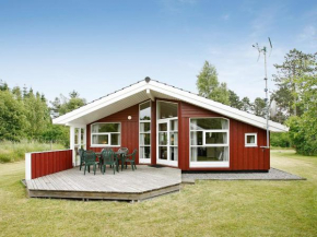 Three-Bedroom Holiday home in Knebel 21, Hadsund